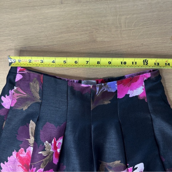 Floral Spring/Summer Skirt Sz Small by Db Est. A Line Black/Pink Feminine - Picture 6 of 8